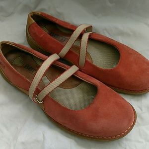 Born suede mary janes, 8/37, amazing, EUC